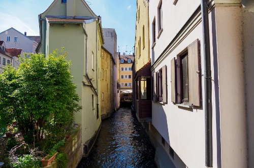 Auf dem Weg zur Fuggerei