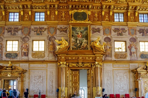 Im Goldenen Saal