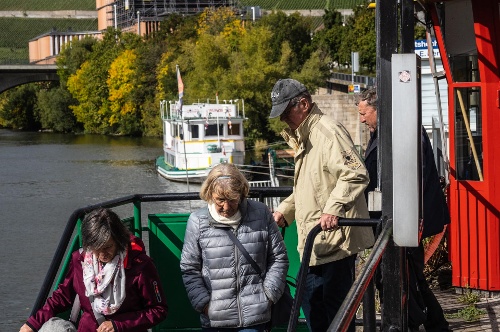 Auf nach Veitshöchheim - das Schiff wird bestiegen