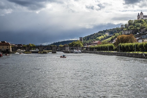 Die alte Main-Brücke in Würzburg