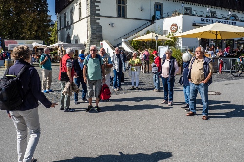 Sammeln zur Schifffahrt nach Meeersburg