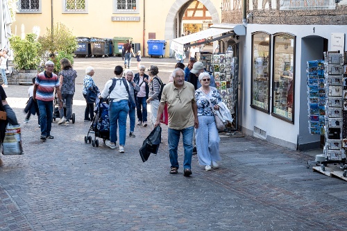 Auf dem Weg zum Bus